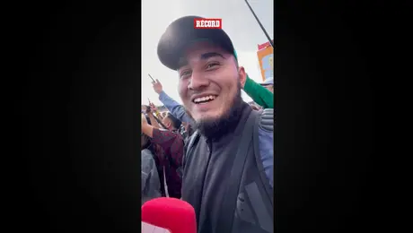 Aficionado de Francia encuentra su teléfono gracias a un aficionado mexicano