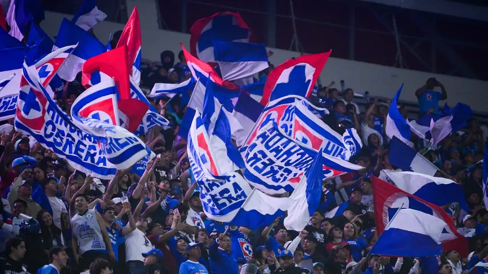 Afición de Cruz Azul en el Estadio Azteca en el Clausura 2026 | IMAGO 7
