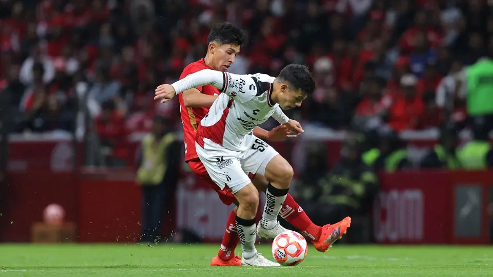 Víctor Arteaga, jugador de Toluca | IMAGO7