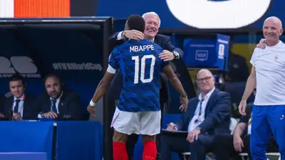 Deschamps: En Francia no hay dictadores, Kylian es capitán y ejemplo
