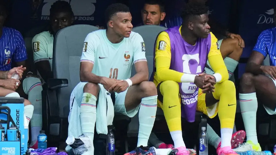 Kylian Mbappé con Francia | AP