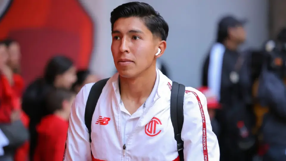 Víctor Arteaga será jugador de Pumas; llega de Toluca tras quedar como agente libre