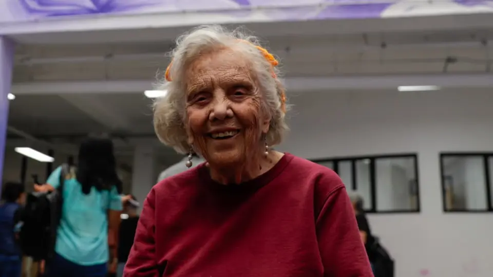 Elena Poniatowska estuvo presente en la inauguración Elena Poniatowska Amor en Coyoacán. / Georgina Sánchez