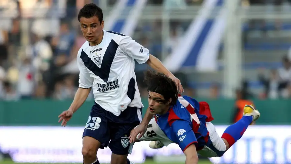 ¿Cuántos y qué jugadores mexicanos han disputado la Copa Libertadores con equipos sudamericanos?