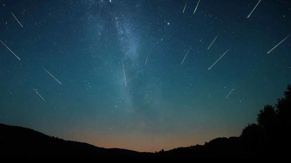 ¿Cuándo ver la lluvia de estrellas Perseidas 2026 en México? Esta es la mejor noche para observarlas
