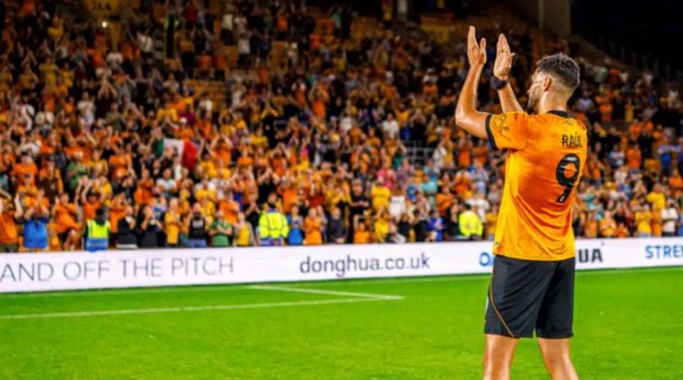 Wolverhampton sigue presumiendo de Raúl Jiménez l x:@Wolves