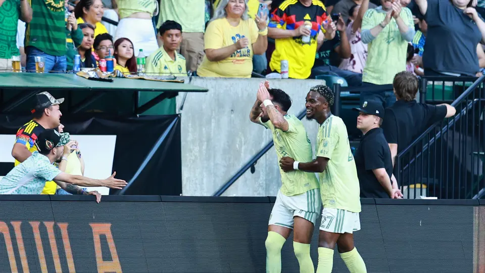 Figura del Portland se rinde ante monumental afición de América en su estadio: “No entiendo cómo es posible”