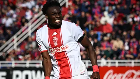 Huracán festejó en casa de San Lorenzo después de 25 años: doblete de Caicedo