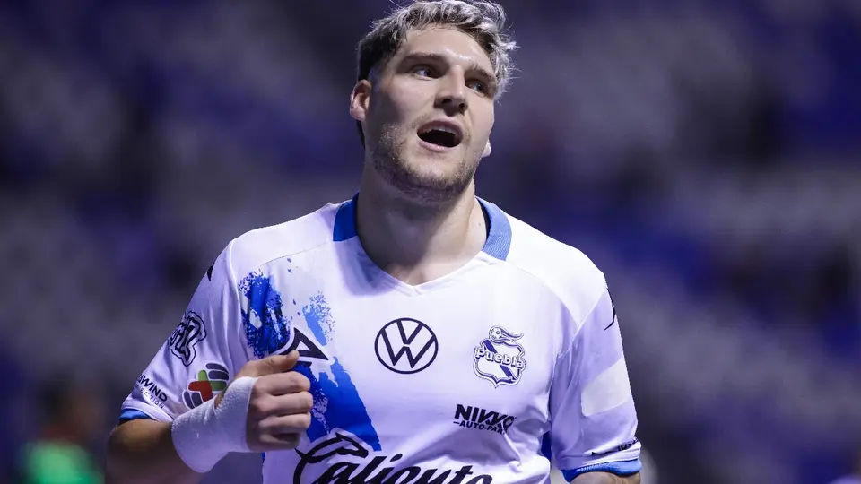 Emiliano Gómez en un partido con Puebla | MEXSPORT