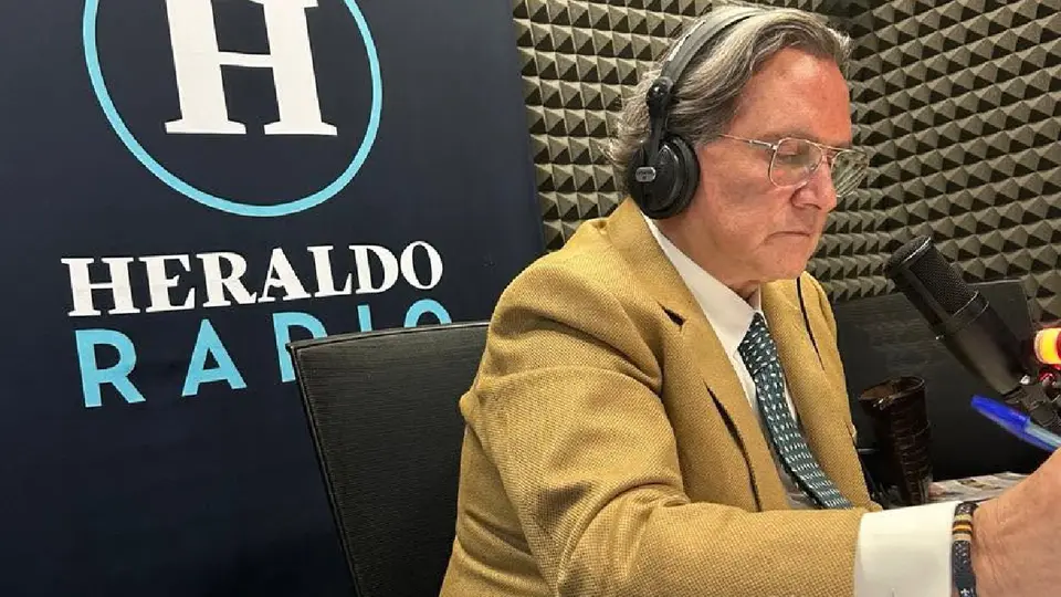 A partir del 12 de febrero de 2024 comenzó a conducir un nuevo espacio en El Heraldo Radio 98.5 FM / Especial