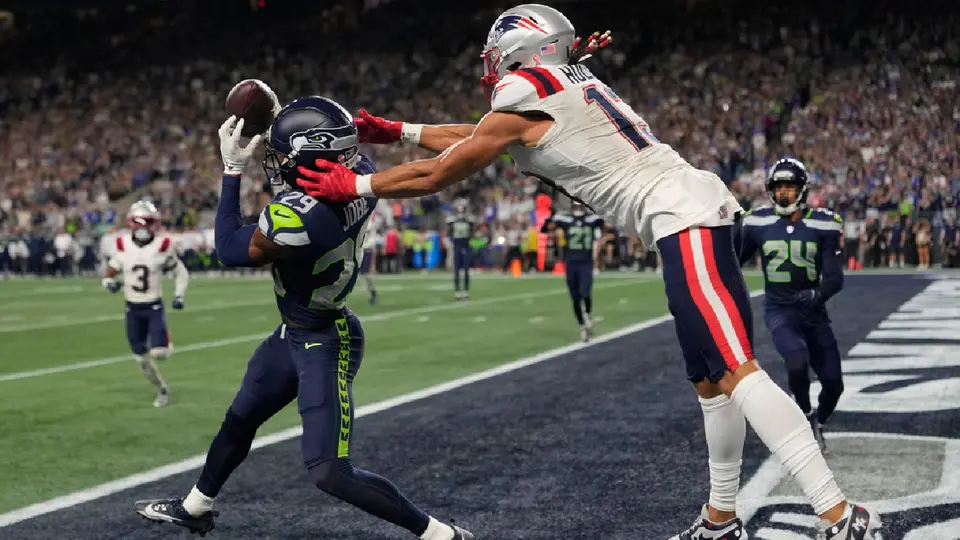 Intercepción de Josh Jobe ante los Patriots para sellar el triunfo de los Seahawks | AP