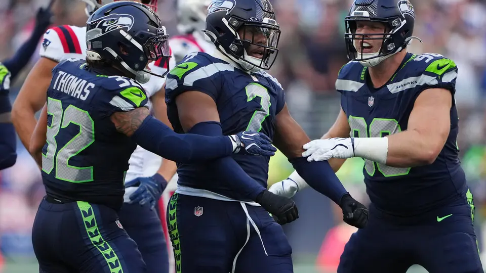 NEW ENGLAND VS SEATTLE | AP
