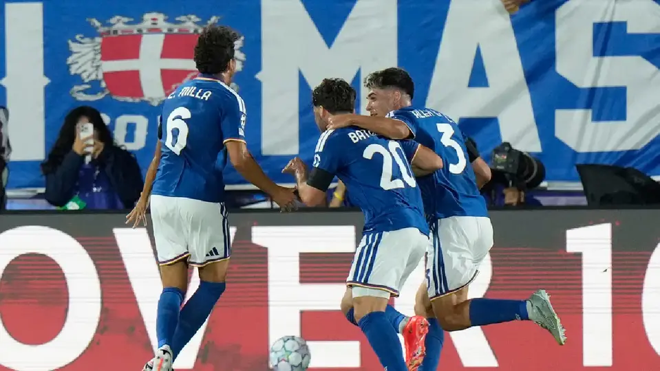 Como, en festejo de gol | AP