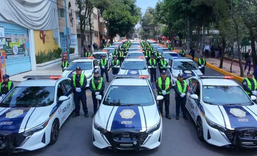 “Código Uno” contempla 2 mil 44 patrullas en la capital./especial
