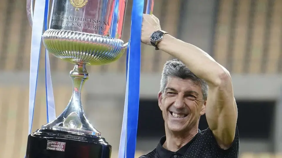 Imanol Alguacil con la Copa del Rey | CAPTURA DE PANTALLA
