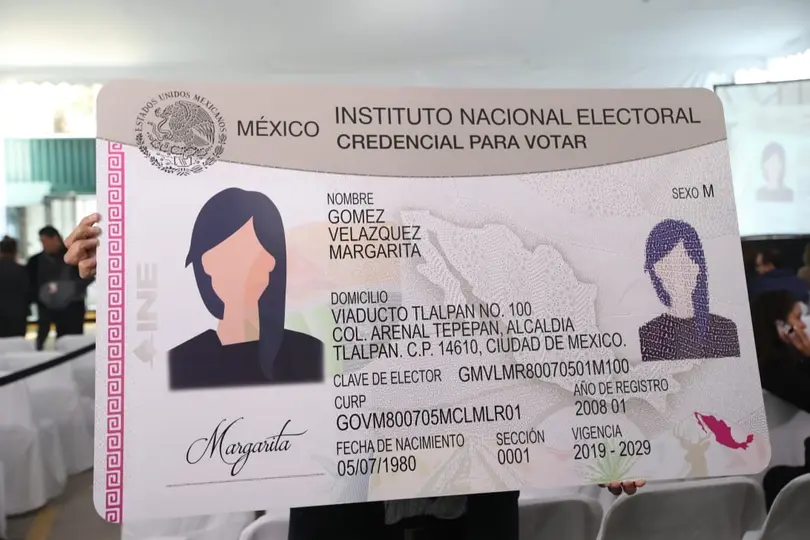 Los jóvenes que cumplan 18 años antes o el mismo día de la elección podrán adelantar su trámite para obtener la credencial del INE./ INE