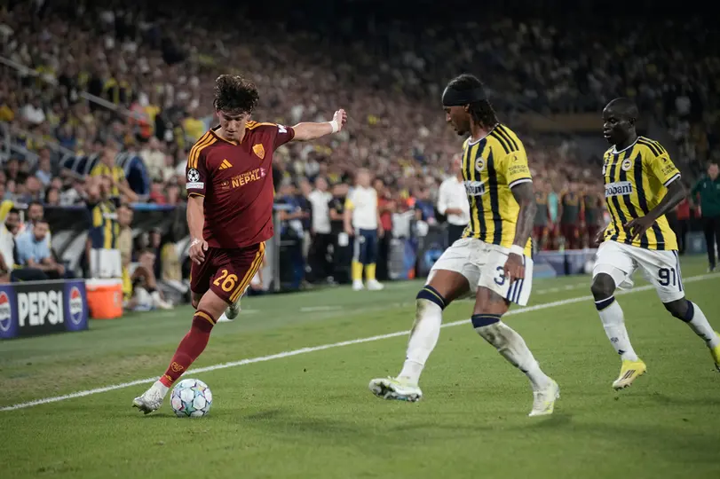Fenerbahce vs Roma Jornada 1 de la Champions League l AP