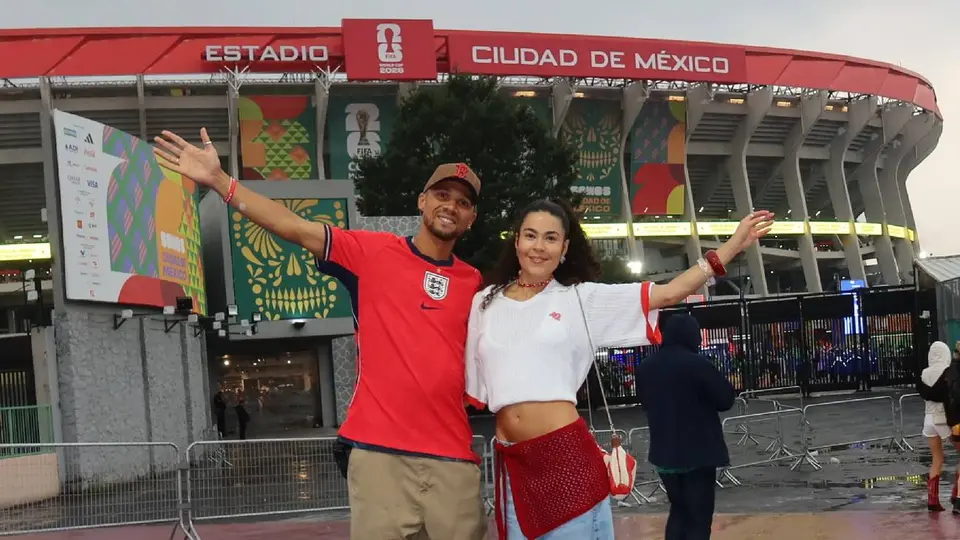 Kieran Gibbs en el Estadio Azteca l Instagram: @kierangibbs