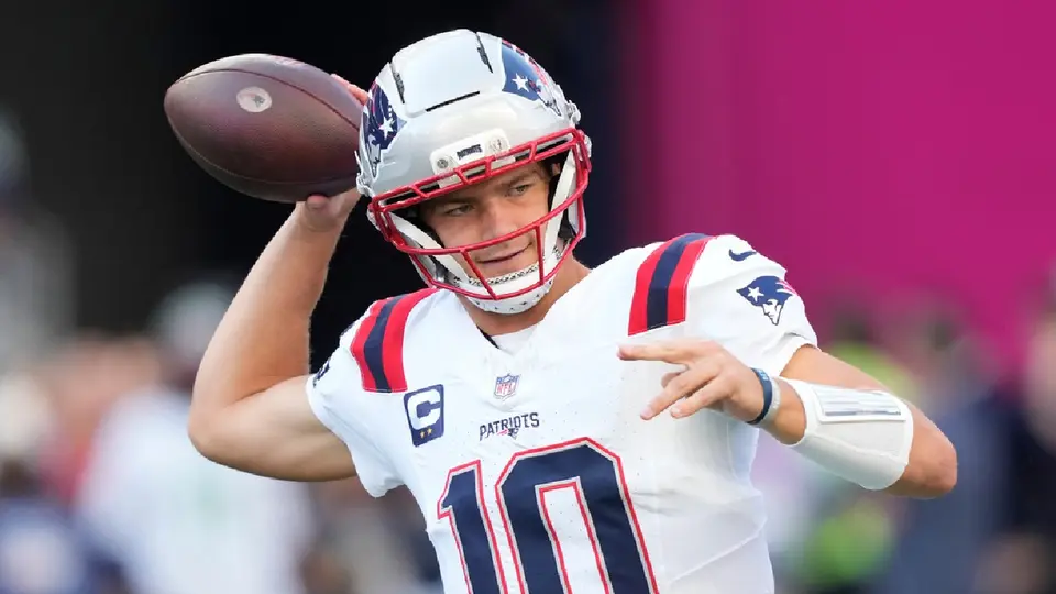 Drake Maye en el partido de Semana 1 ante los Seahawks | AP
