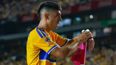 Juan Brunetta se mete al top 8 de goleadores históricos de Tigres