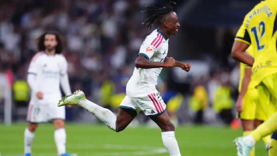 Real Madrid se impone con polémica incluida al Villarreal