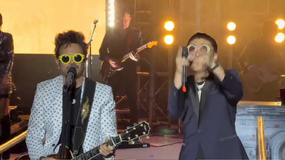 Los artistas hicieron las paces cantando juntos frente a miles de personas / Especial