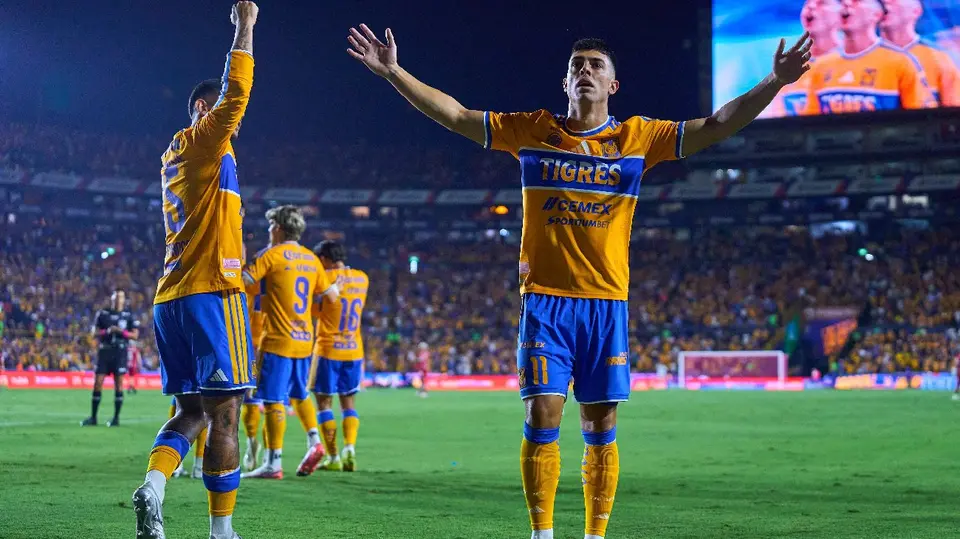 Juan Brunetta celebrando gol con Tigres ante Toluca | MEXSPORT