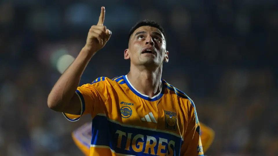 Guillermo Martínez se estrena como goleador de Tigres en apenas tres partidos