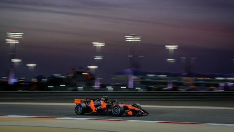 Lando Norris durante las pruebas de pretemporada en el Circuito Internacional de Bahréin | AP