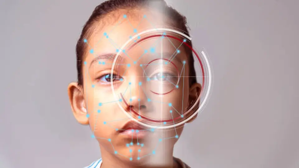 En menores de 5 años solo se captará fotografía del rostro e iris, ya que sus huellas aún no están definidas. / iStock