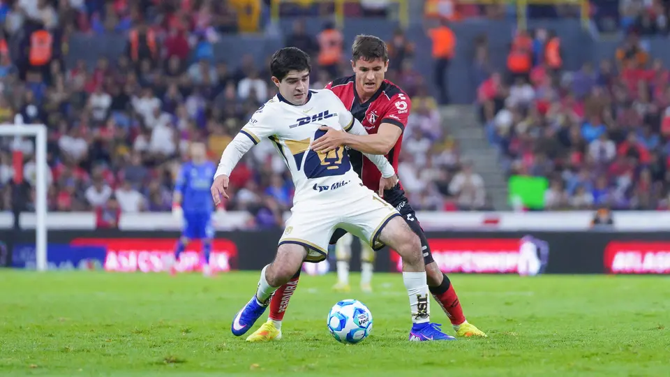 César Garza no pudo jugar ante San Diego | IMAGO7