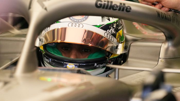 Gabriel Bortoleto durante la pretemporada en Bahréin | AP