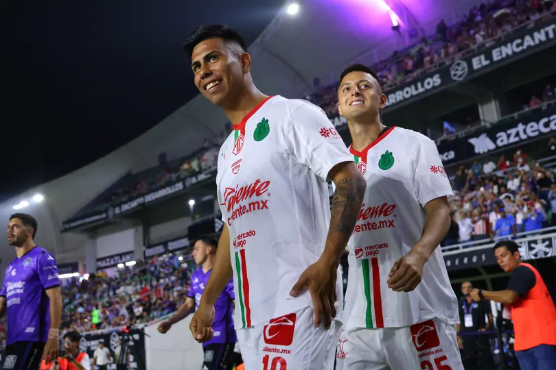 Efraín Álvarez con Chivas | IMAGO7