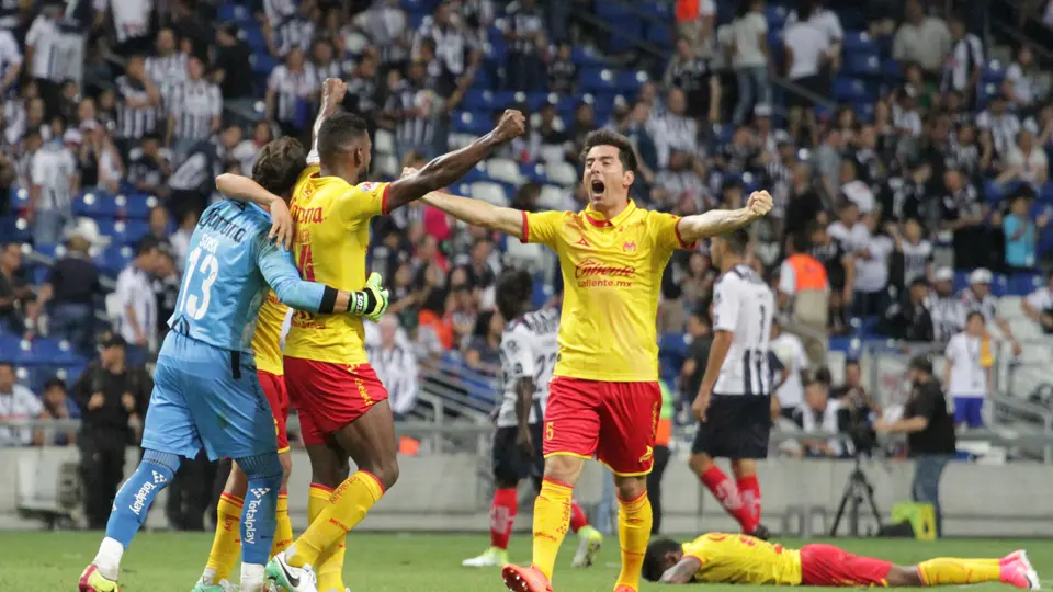 Monarcas se salva ante Rayados | IMAGO7