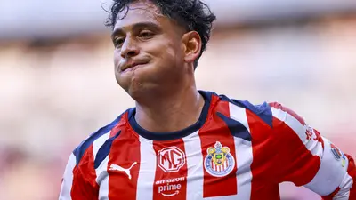 Luis Romo se pierde el Clásico Nacional por desgarro muscular; estará fuera de 4 a 6 semanas