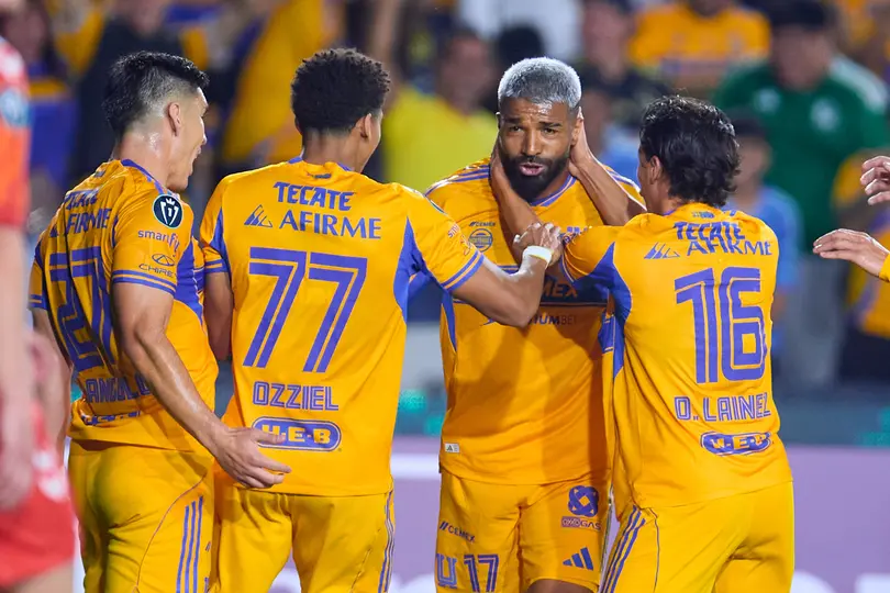 Aguirre festejó tras marcar ante Forge | MEXSPORT