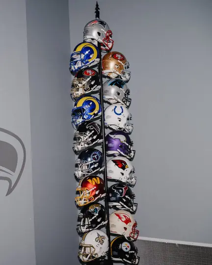 El polémico altar de las víctimas de Seahawks. I @Seahawks