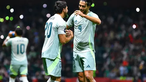 Henry Martín le abre las puertas a Raúl Jiménez | MEXSPORT