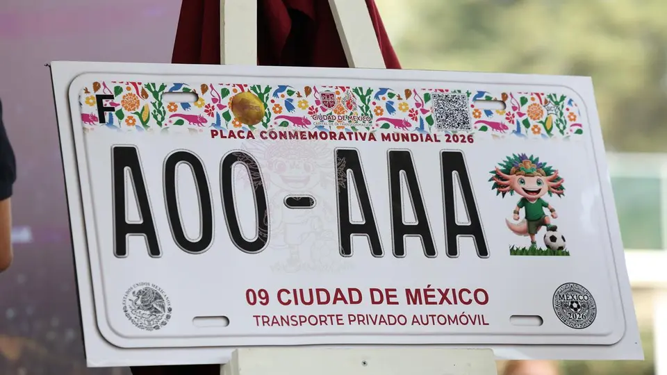 Para recoger las placas es necesario presentar identificación oficial, comprobante de pago y tarjeta de circulación./ Gobierno de México
