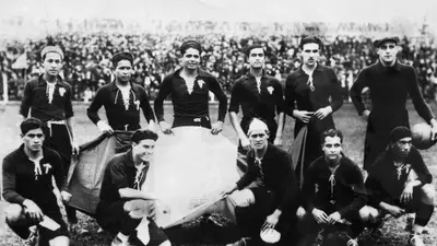A 87 días: El primer gol de penalti en la historia de los Mundiales fue de un mexicano: Manuel “Chaquetas” Rosas