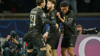 Paris Saint-Germain golea al Chelsea 5-2 y tiene un pie en los Cuartos de Final de la Chmapions League