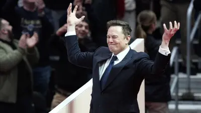 Elon Musk rompe récord y vuelve a ser el más rico del mundo, según Forbes