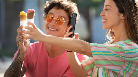 Ve armando el plan para que vayas con la pareja o los amigos por un rico helado / FREEPIK