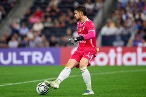 Gudiño en la Copa de Campeones Concacaf ante Monterrey | MEXSPORT