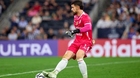 Gudiño en la Copa de Campeones Concacaf ante Monterrey | MEXSPORT