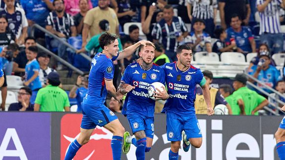 Nicolás Larcamón tras victoria de Cruz Azul en Monterrey: "La serie está abierta"