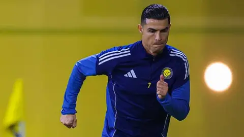 Cristiano Ronaldo durante un calentamiento con Al-Nassr l INSTA: @cristiano