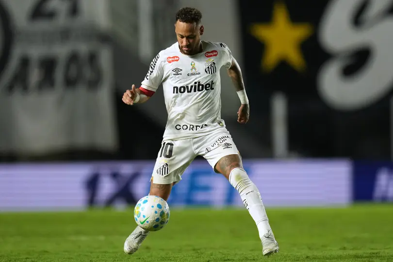 Neymar Jr. jugando con Santos de Brasil l AP