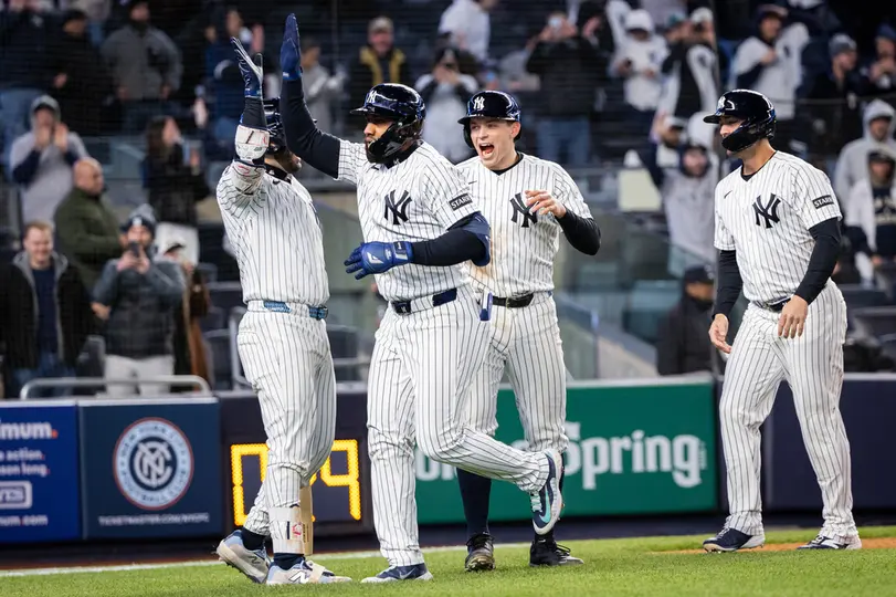 Yankees de Nueva York tras anotar carrera I AP