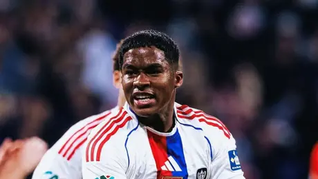 DT del Lyon resalta la falta de compromiso de Endrick: "Su juego no me satisface"
